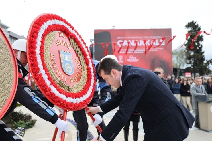 SİLİVRİ’DE ÇANAKKALE ZAFERİ’NİN 110. YILINDA ATATÜRK ANITINA ÇELENK SUNDU