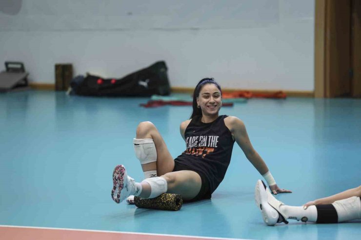 ECZACIBAŞI DYNAVİT, DERBİYE EV SAHİPLİĞİ YAPACAK